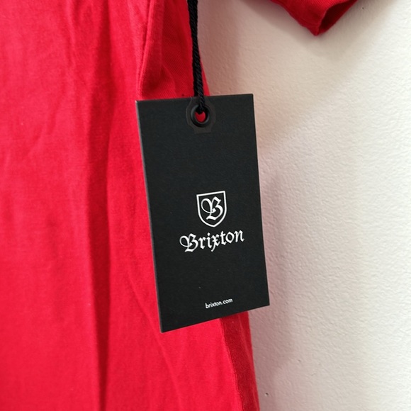 Brixton T shirt Men’s crewneck shirt Red size Medium NWT - Picture 4 of 9